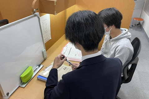 新個別指導塾インプット型授業風景